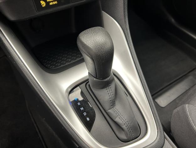 TOYOTA Yaris 116h Dynamic  