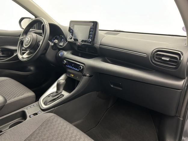 TOYOTA Yaris 116h Dynamic  