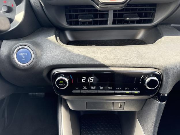 TOYOTA Yaris 116h Dynamic  