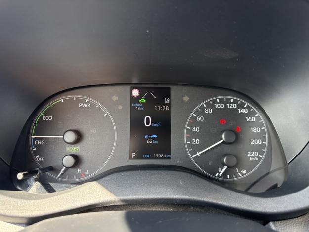 TOYOTA Yaris 116h Dynamic  