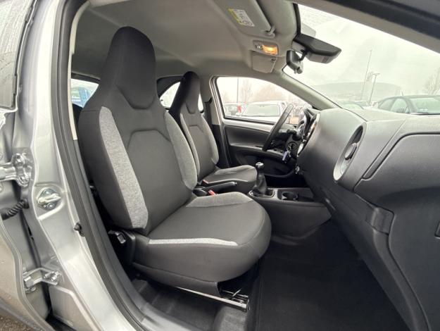 TOYOTA Aygo X 1.0 VVT-i 72 Dynamic   