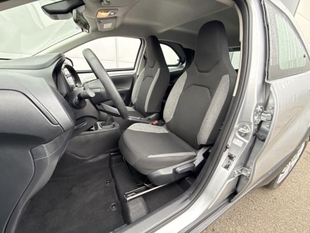 TOYOTA Aygo X 1.0 VVT-i 72 Dynamic   