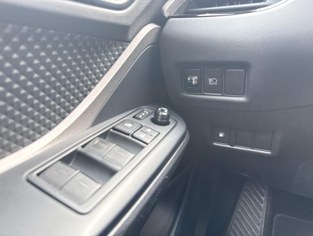 TOYOTA C-HR 122h Dynamic business  