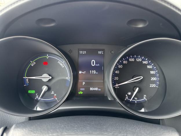 TOYOTA C-HR 122h Dynamic business  