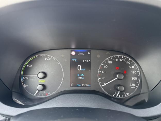 TOYOTA Yaris 116h Dynamic  