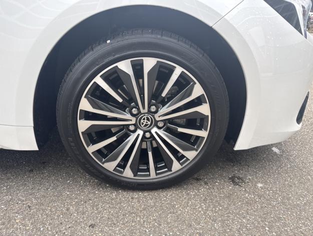 TOYOTA Corolla Touring Sports 196h Design  