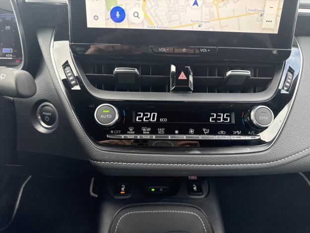 TOYOTA Corolla Touring Sports 196h Design  