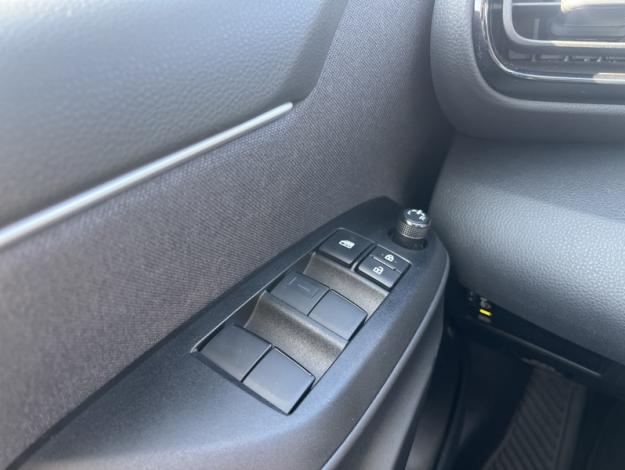 TOYOTA Yaris Hybride 116h Design  