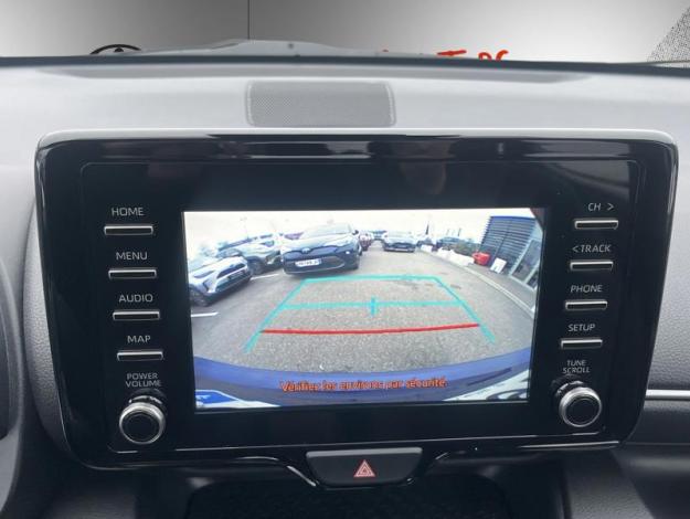 TOYOTA Yaris 116h Dynamic  