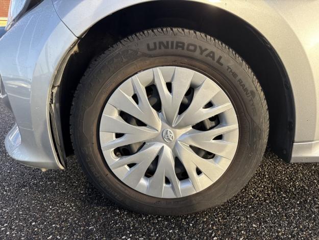 TOYOTA Yaris 116h Dynamic Business   