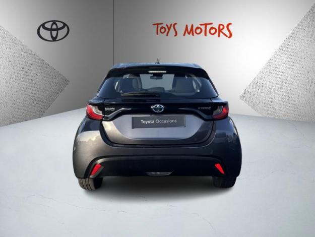 TOYOTA Yaris 116h Dynamic business  