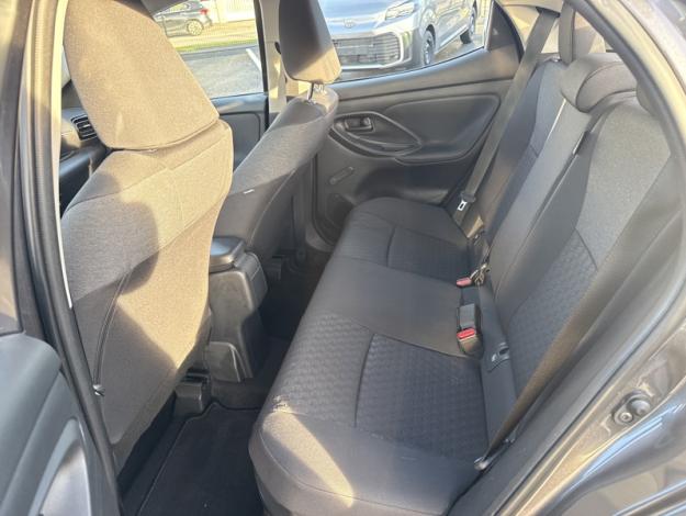 TOYOTA Yaris 116h Dynamic business  