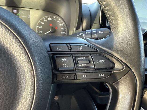 TOYOTA Yaris 116h Dynamic business  