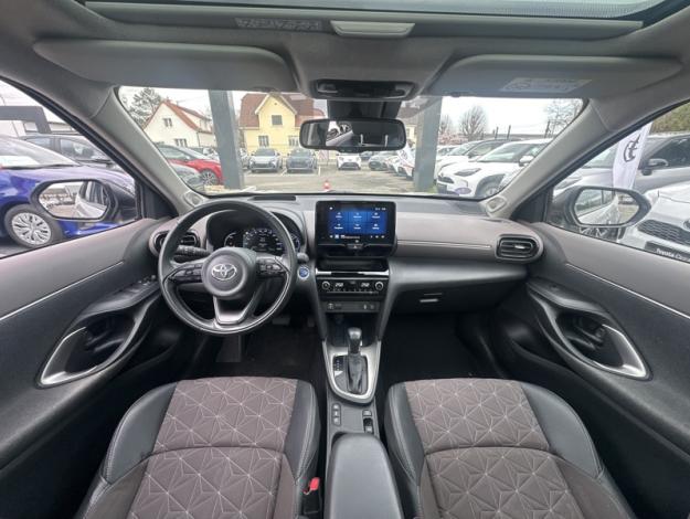 TOYOTA Yaris Cross 116h Collection Pano  
