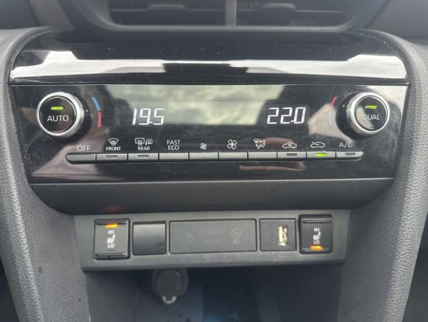 TOYOTA Yaris Cross 116h Collection Pano  