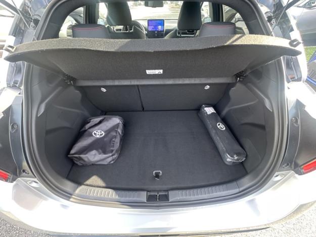 TOYOTA Yaris 130h GR SPORT  