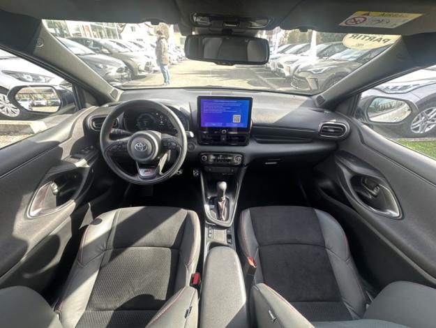 TOYOTA Yaris 130h GR SPORT  