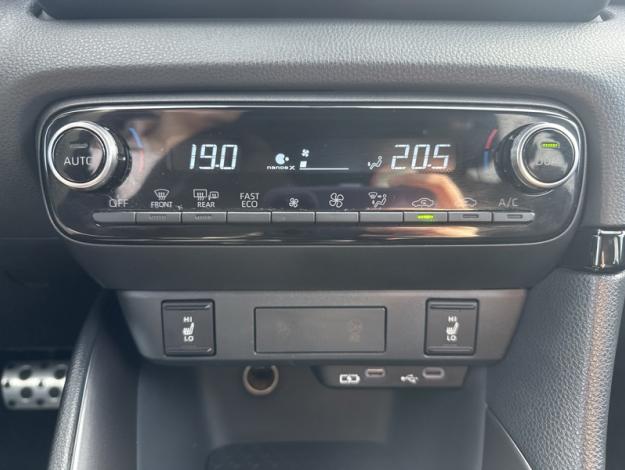 TOYOTA Yaris 130h GR SPORT  