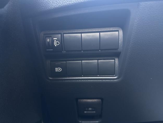 TOYOTA Yaris 116h Dynamic  