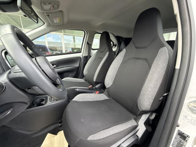 TOYOTA Aygo X 1.0 VVT-i 72 Dynamic   
