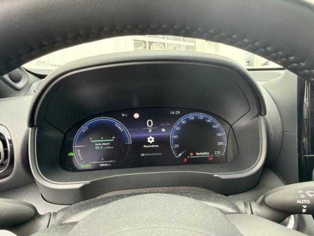 TOYOTA Yaris Cross 1.5 HYBRID 130H PREMIERE AUTO  