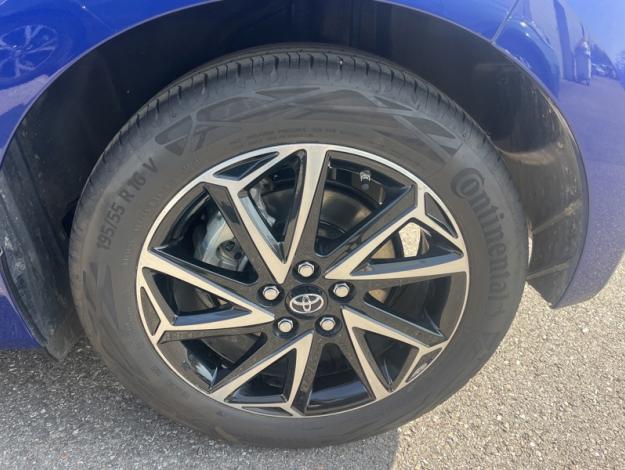 TOYOTA Yaris 116h Design  