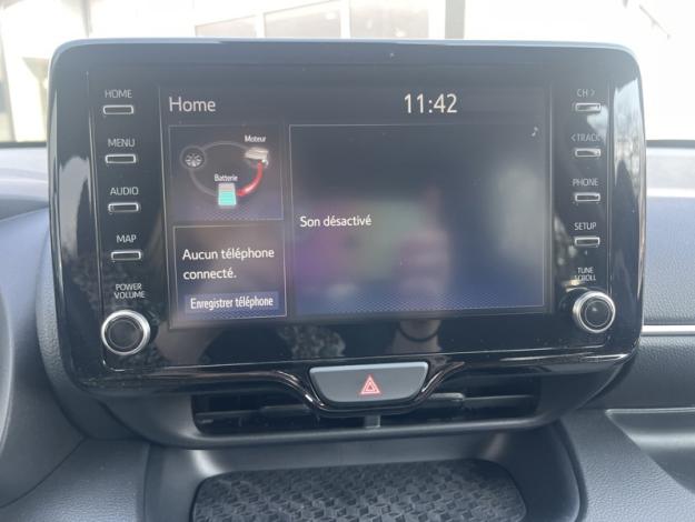 TOYOTA Yaris 116h Design  