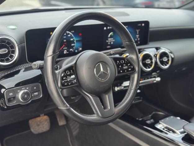 MERCEDES-BENZ A 180 d progressive  