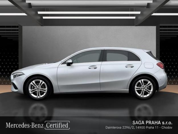 MERCEDES-BENZ Třídy A A 200 (2/21)
