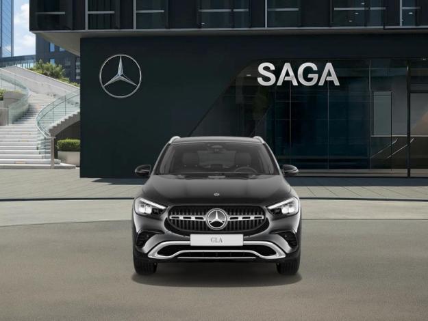 MERCEDES-BENZ GLA 180  GLA 180 Cyber Edition