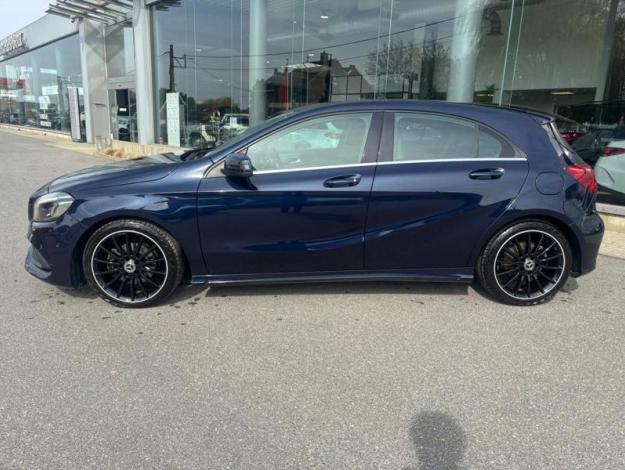 MERCEDES-BENZ A 180 d AMG Pack Night  