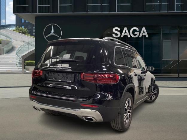 MERCEDES-BENZ GLB 180 Luxury Line Pano Attelage  