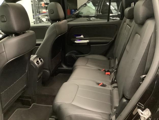 MERCEDES-BENZ GLB 180 Luxury Line Pano Attelage  