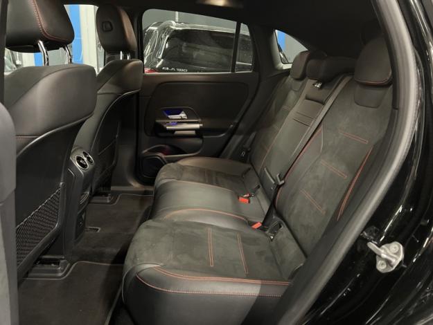 MERCEDES-BENZ EQA 250 AMG Pack Night   