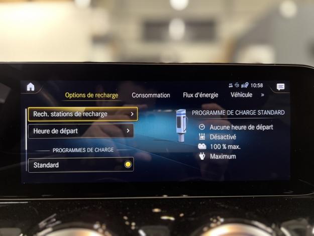 MERCEDES-BENZ EQA 250 AMG Pack Night   