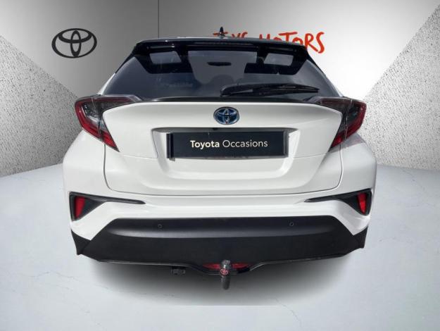 TOYOTA C-HR 122h Graphic  