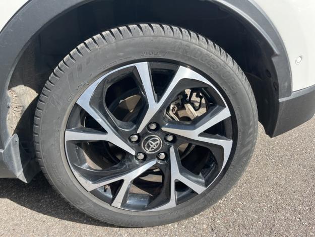 TOYOTA C-HR 122h Graphic  