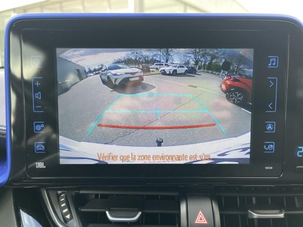 TOYOTA C-HR 122h Graphic  