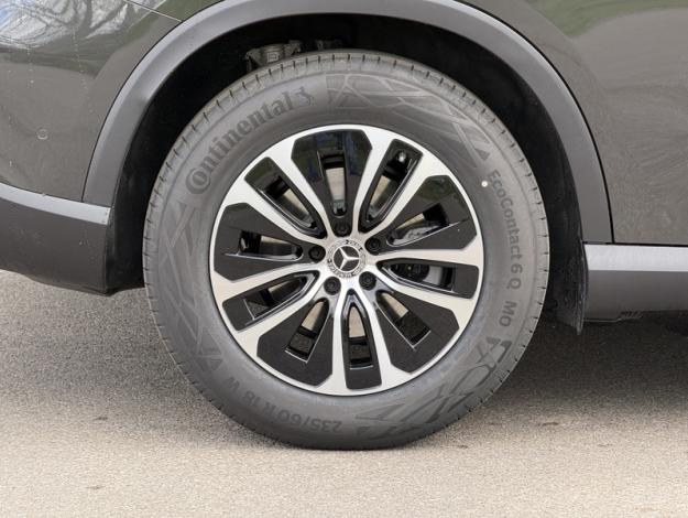 MERCEDES-BENZ GLC SUV GLC 200 d 4MATIC Avantgarde Line  GLC 200 d 4MATIC Avantgarde Line