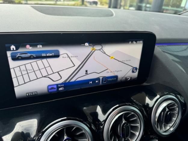 MERCEDES-BENZ GLA 200 d AMG Line  GLA 200 d AMG Line