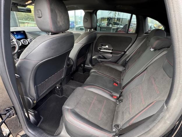 MERCEDES-BENZ GLA 200 d 150ch AMG Line 8G-DCT  