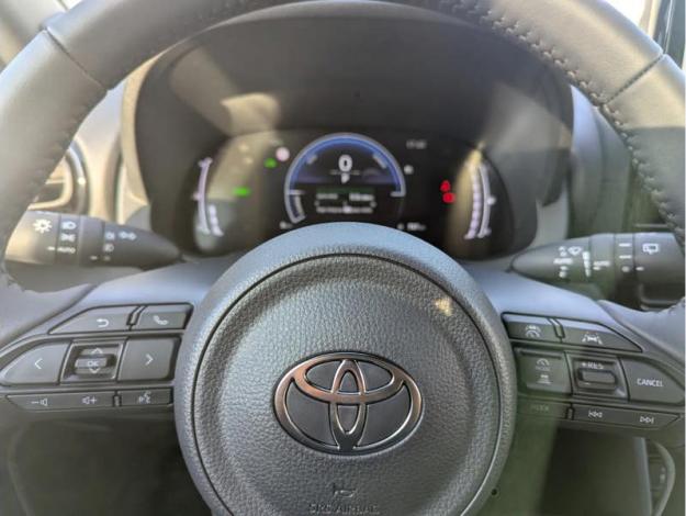 TOYOTA Yaris Cross YARIS CROSS 130H 2WD DESIGNPACKCARGO MY25  YARIS CROSS 130H 2WD DESIGN PACK CARGO MY25