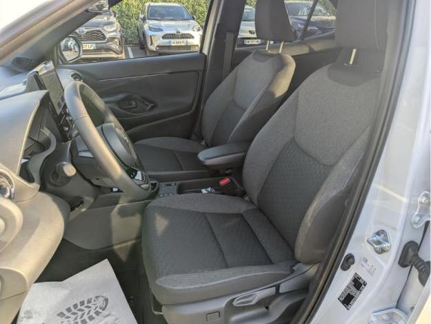 TOYOTA Yaris Cross YARIS CROSS 130H 2WD DESIGNPACKCARGO MY25  YARIS CROSS 130H 2WD DESIGN PACK CARGO MY25