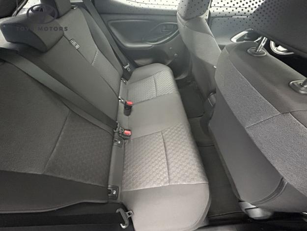 TOYOTA Yaris 116h Dynamic  