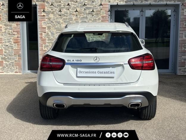 MERCEDES-BENZ GLA 180 Sensation Urban 