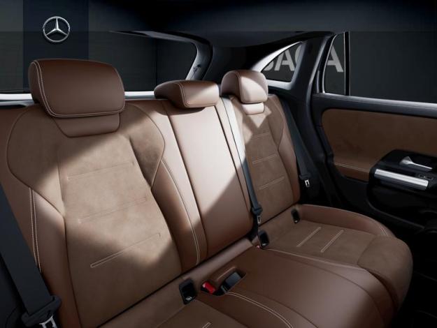 MERCEDES-BENZ GLA 200 d Edition 140  GLA 200 d Edition 140