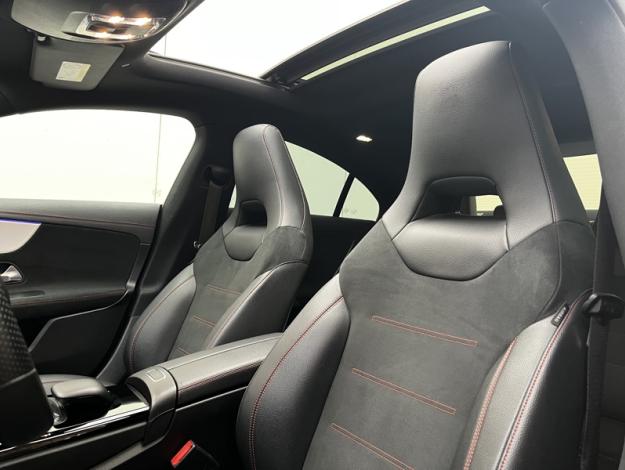 MERCEDES-BENZ CLA Coupé CLA 220 d Coupé AMG Line  
