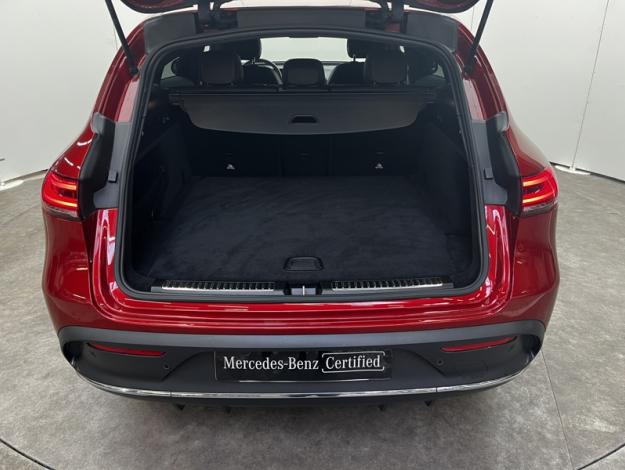 MERCEDES-BENZ EQC 400 4MATIC AMG line  