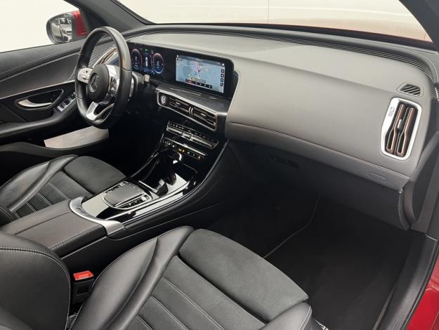 MERCEDES-BENZ EQC 400 4MATIC AMG line  