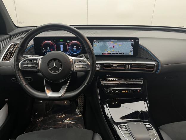 MERCEDES-BENZ EQC 400 4MATIC AMG line  
